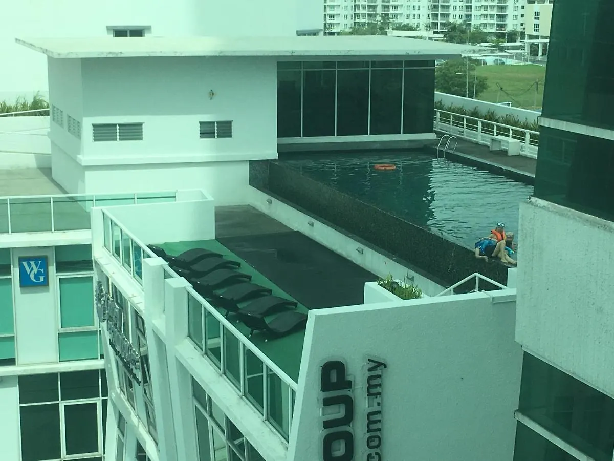Urbano Luxury Maritime Suite George Town 0*,