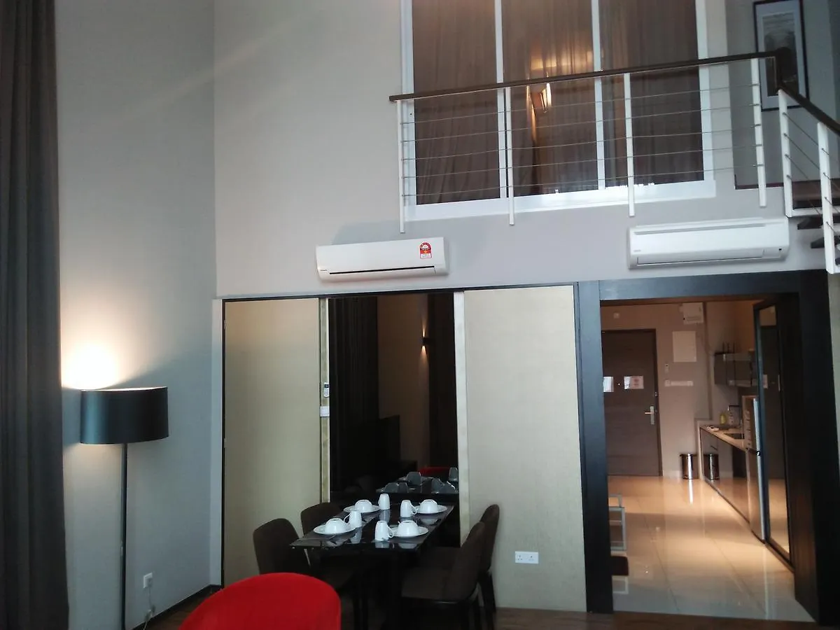 Urbano Luxury Maritime Suite George Town Apartment
